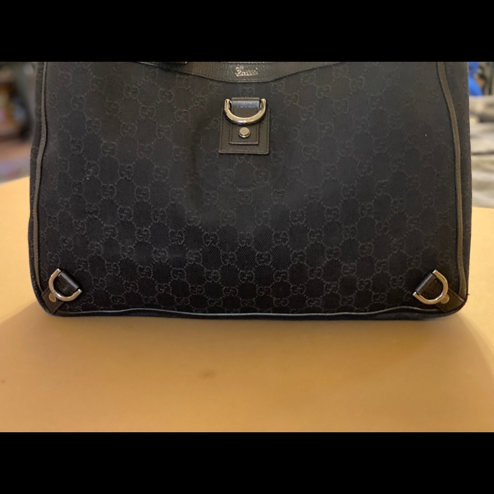 Gucci - Picture 4 of 14